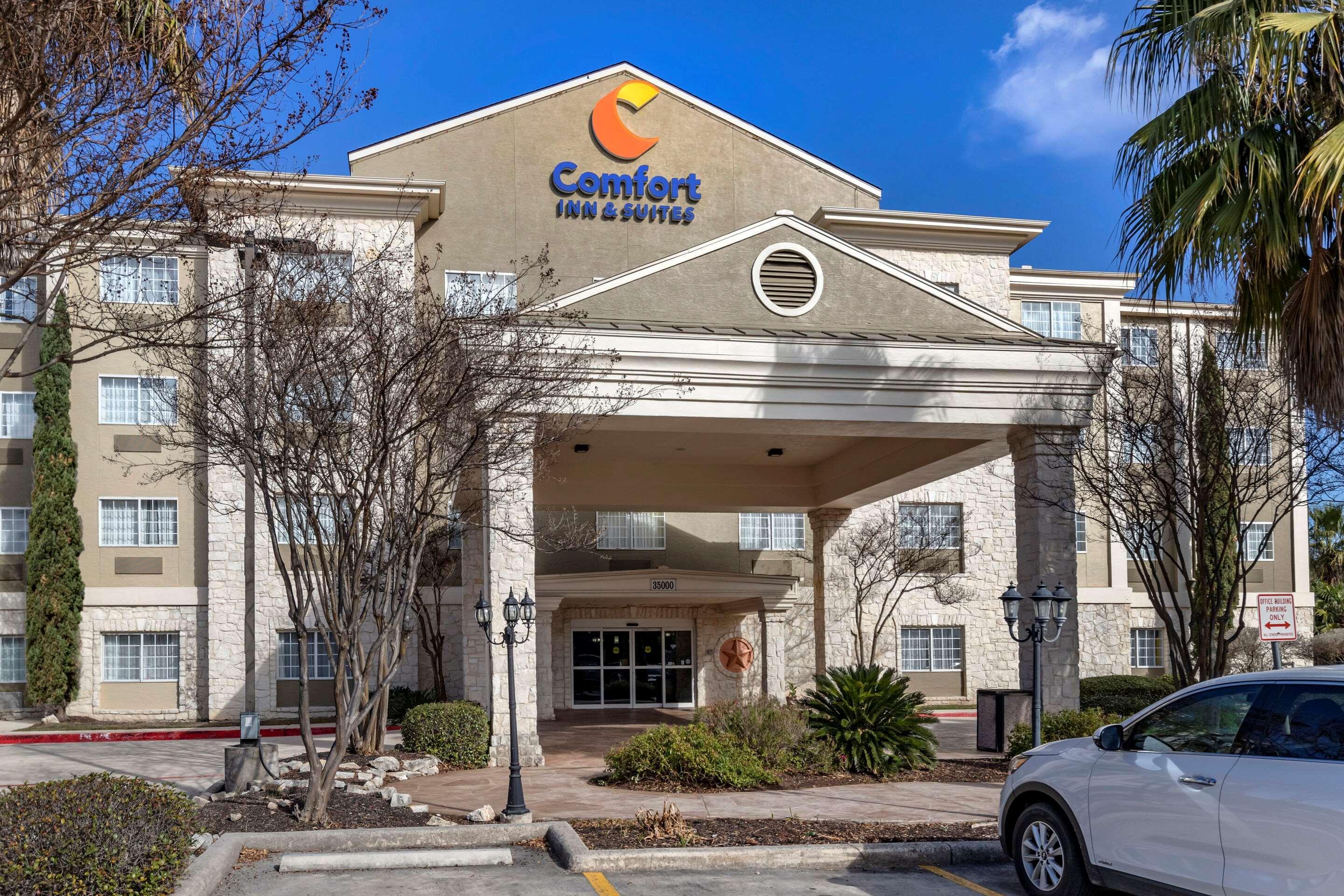 فندق كومفورت إن آند سويتس تكساس سيتي تكساس هيل كنتري بويرن المظهر الخارجي الصورة